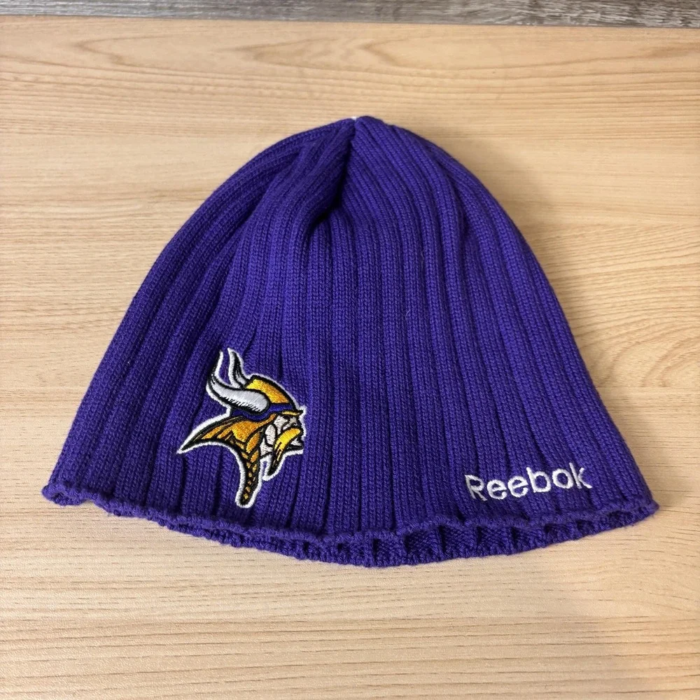Minnesota Vikings Hat Beanie Mens Purple NFL Football On‎ Field Reebok Knit Warm